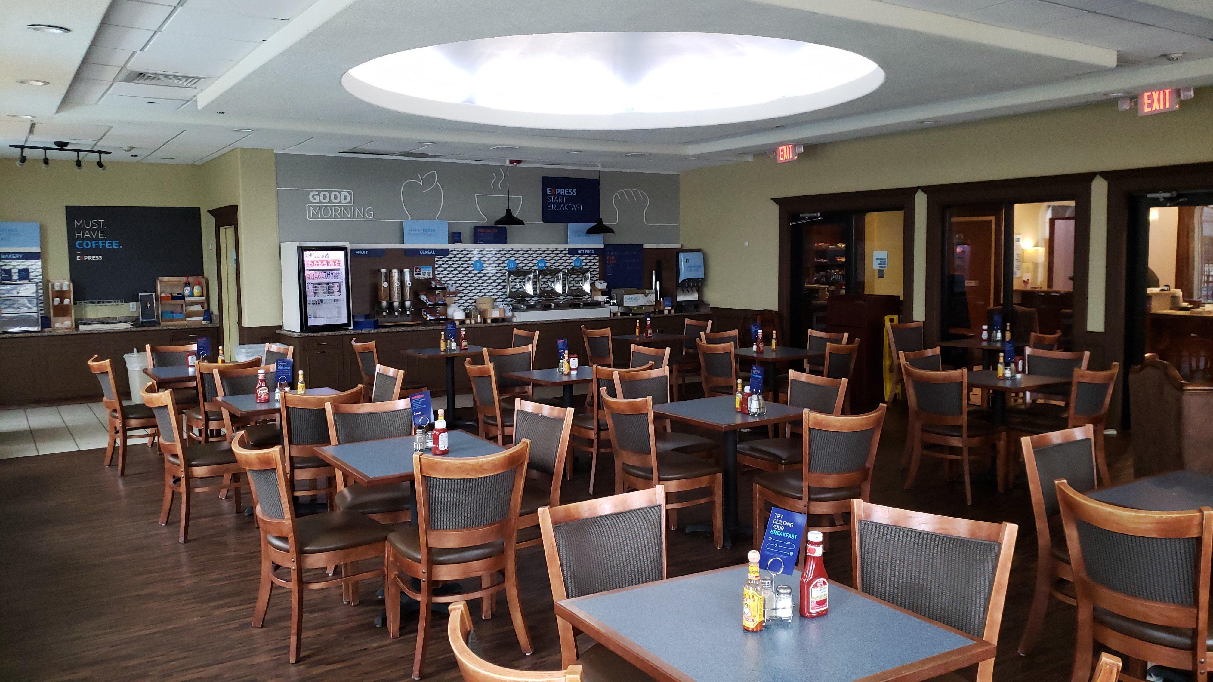 Holiday Inn Express Hotel Galveston West-Seawall By Ihg Экстерьер фото