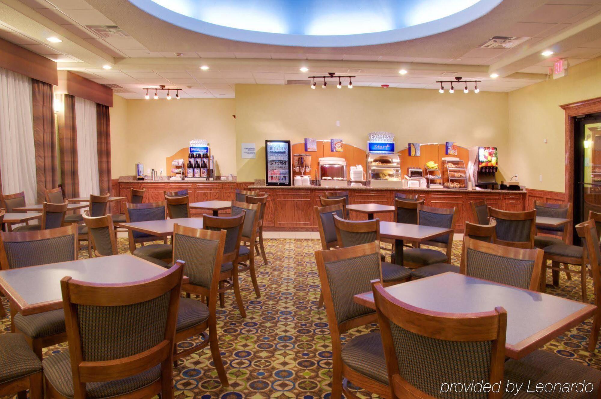 Holiday Inn Express Hotel Galveston West-Seawall By Ihg Экстерьер фото